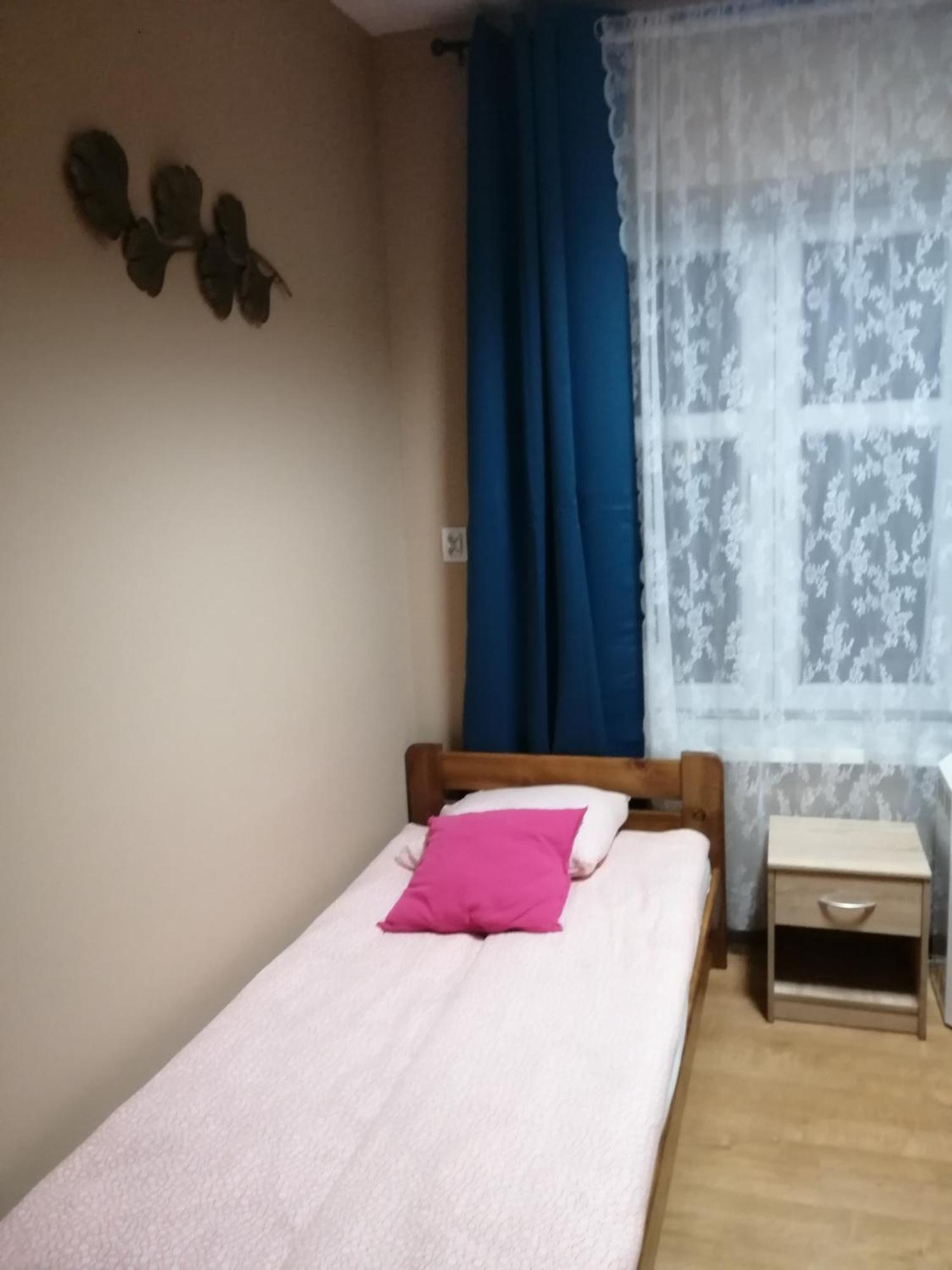 Hostel Gliwice Centrum Parking Habitación foto